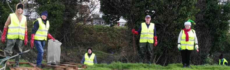 Group Litter Mugs photo in December 2017