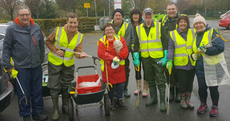 Litter Mugs group photo October 2017