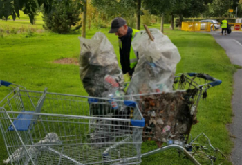September 2017 Litter Mug clean up in Sean Walsh Park